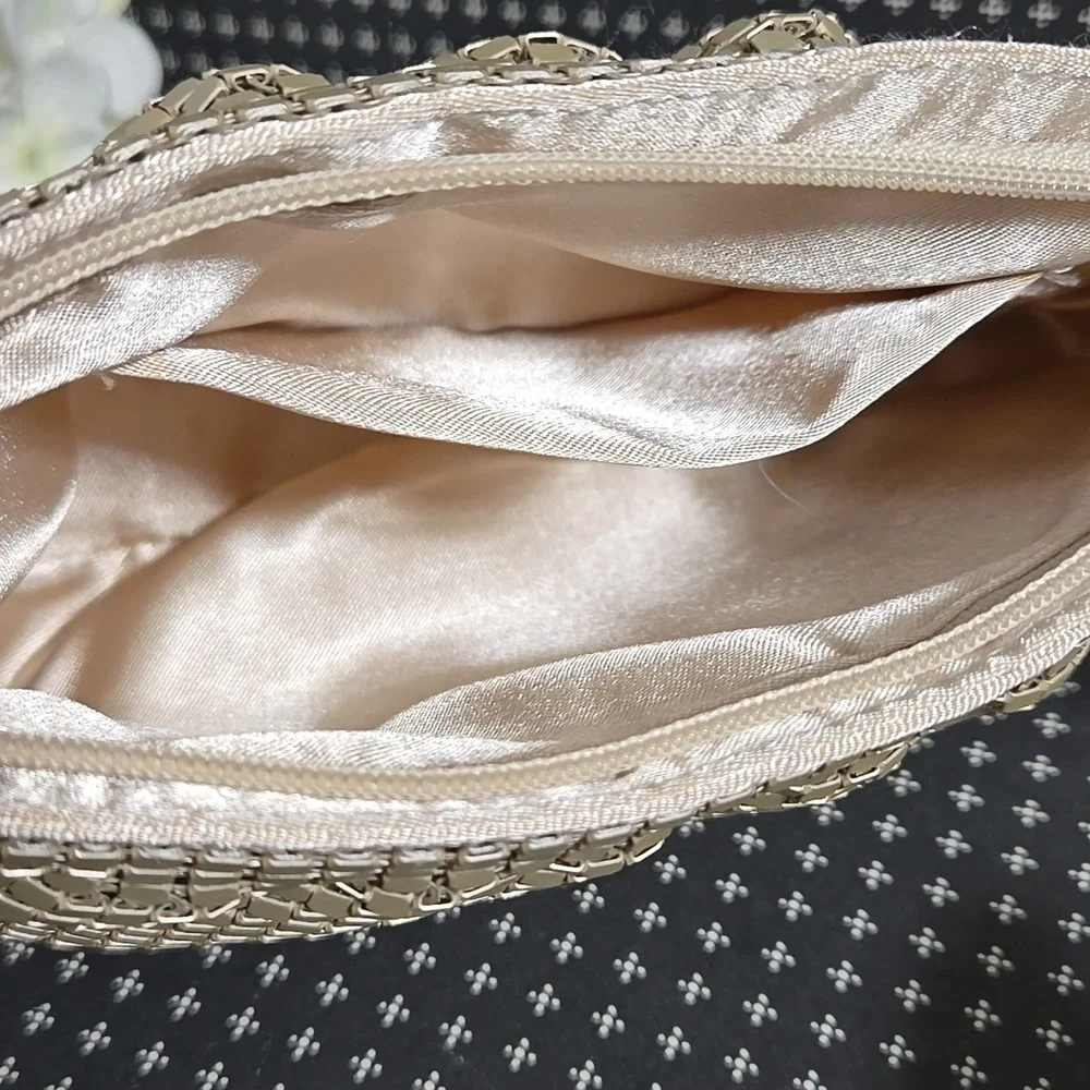Vintage Champagne Gold Metal Mesh Chainmail Evening Bag Clutch Wristlet